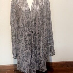 Soft Surroundings Silver Gray Paisley Long Sleeve Blouse